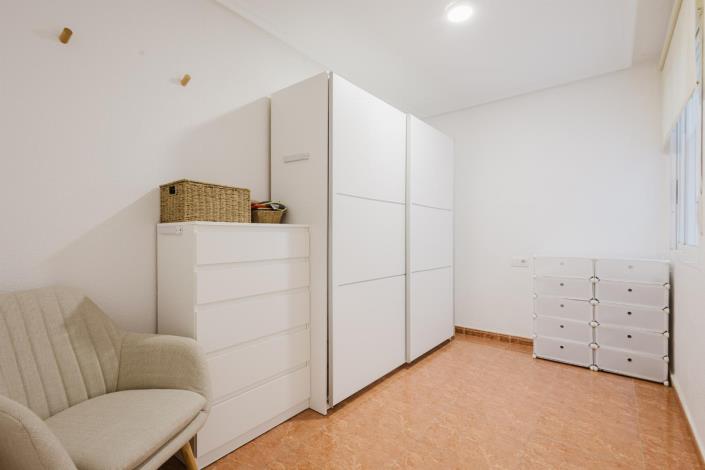 Image No.3-Appartement de 2 chambres à vendre à Torrevieja