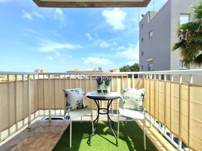 Image No.1-2 Bed Apartment for sale