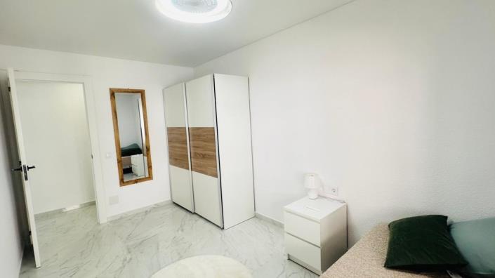 Image No.9-3 Bed Apartment for sale