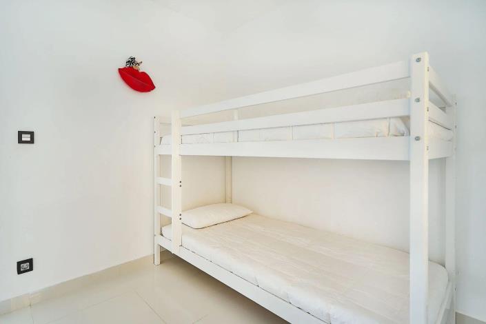 Image No.26-3 Bed Penthouse for sale