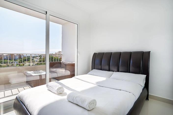 Image No.20-3 Bed Penthouse for sale