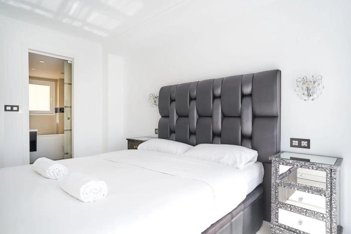 Image No.19-3 Bed Penthouse for sale