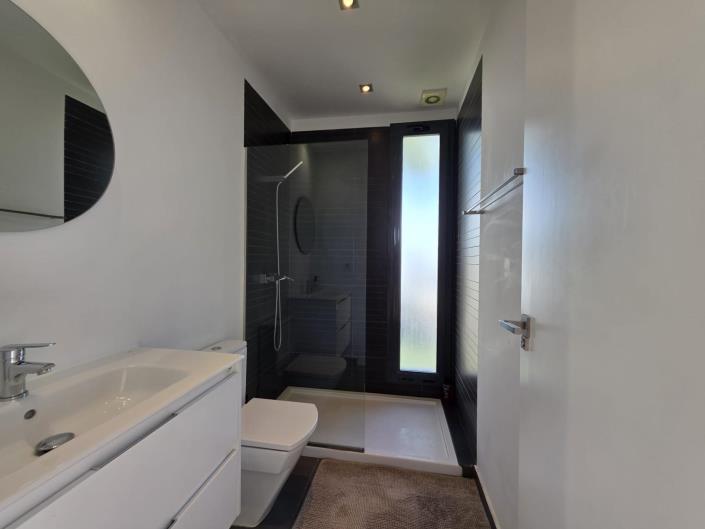 Image No.16-3 Bed Villa for sale