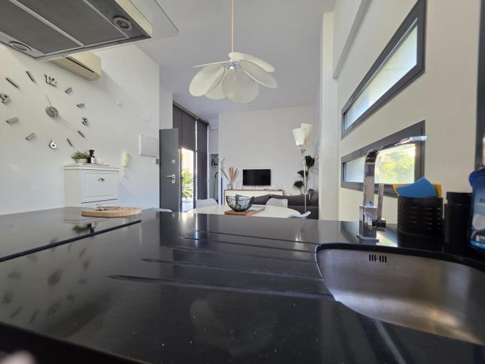 Image No.47-3 Bed Villa for sale