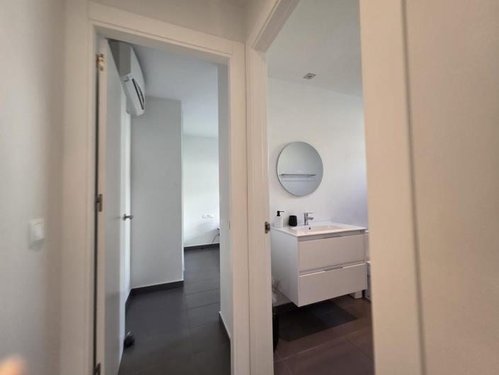 Image No.56-3 Bed Villa for sale