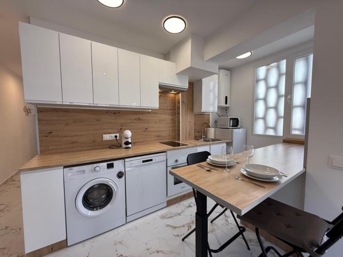 Image No.8-2 Bed Apartment for sale