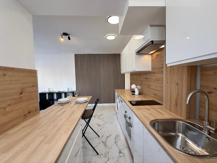 Image No.12-2 Bed Apartment for sale