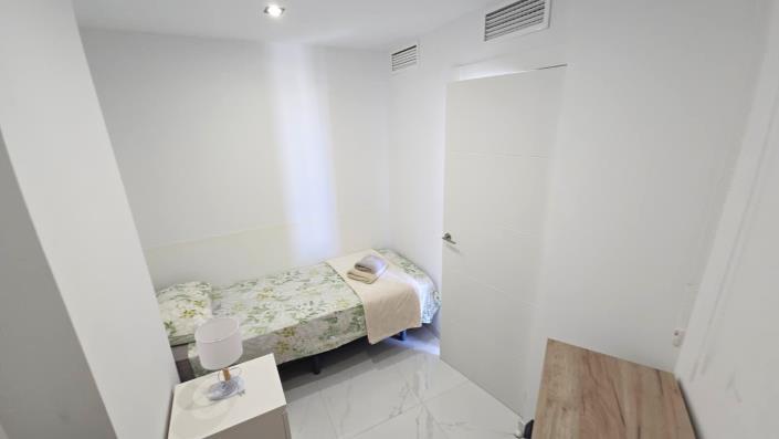 Image No.5-2 Bed Apartment for sale