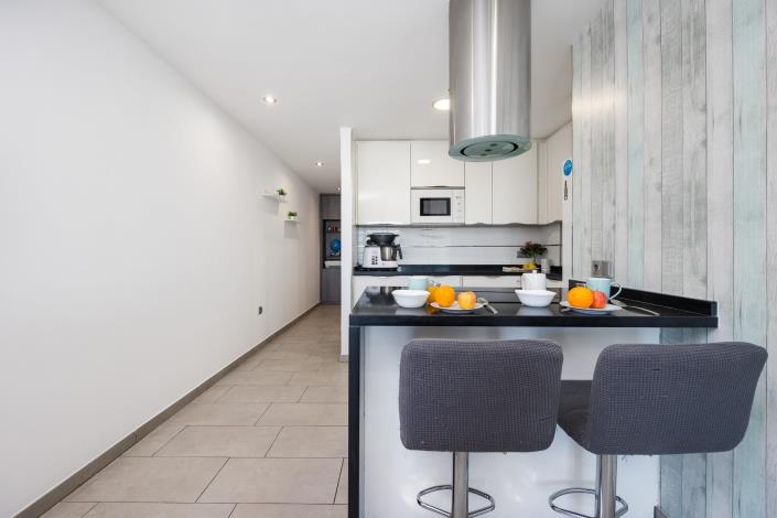 Image No.22-2 Bed Apartment for sale