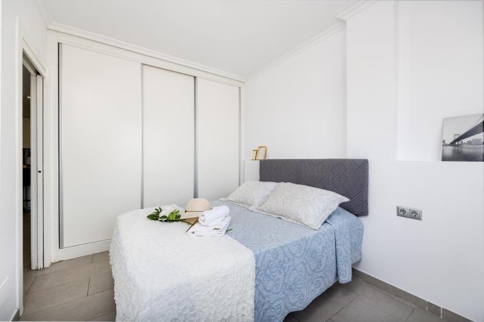 Image No.37-2 Bed Apartment for sale