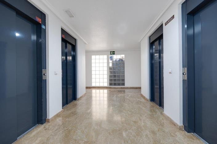 Image No.40-2 Bed Apartment for sale