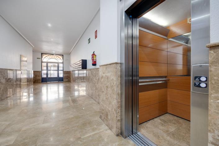 Image No.44-2 Bed Apartment for sale