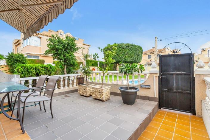 Image No.3-2 Bed Townhouse for sale