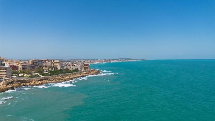 Image No.29-2 Bed Townhouse for sale