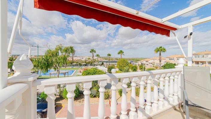 Image No.1-Chalet de 4 chambres à vendre à La Florida