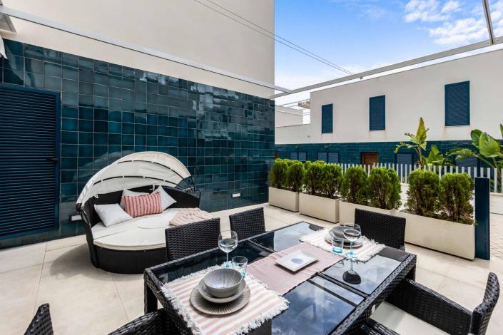 Image No.17-2 Bed Apartment for sale