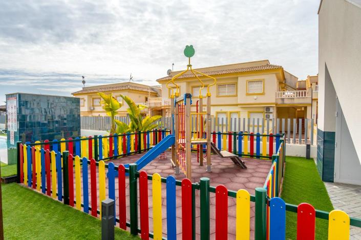 Image No.32-2 Bed Apartment for sale