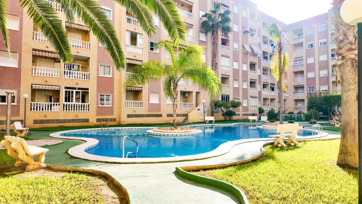 Image No.47-2 Bed Apartment for sale