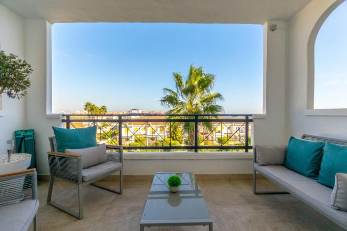 Image No.18-Studio for sale