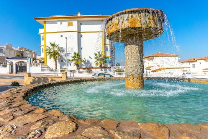 Image No.27-Studio for sale