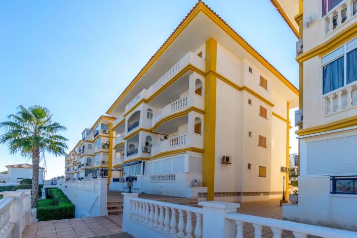 Image No.34-Studio for sale