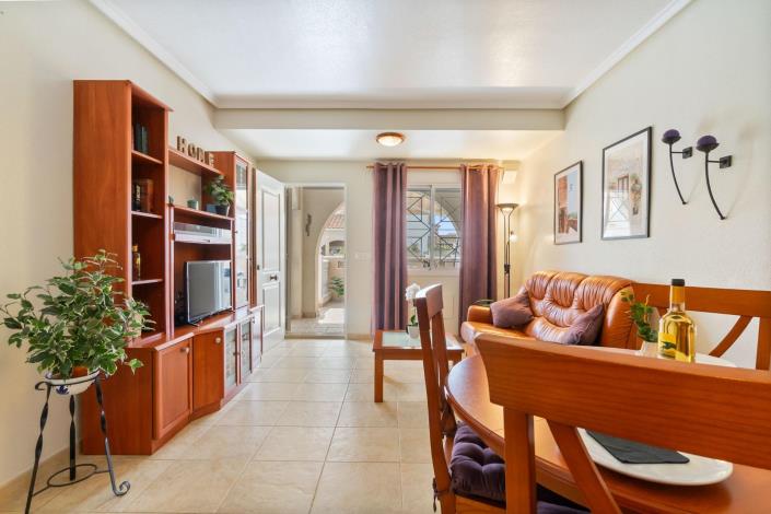 Image No.9-4 Bed Townhouse for sale