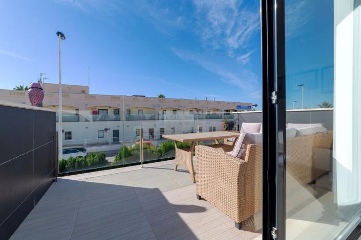 Image No.23-Villa / Détaché de 3 chambres à vendre à Punta Prima