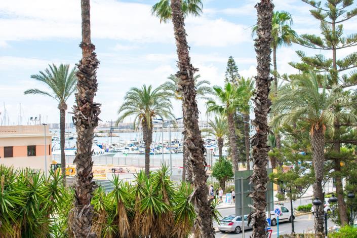 Image No.44-2 Bed Apartment for sale