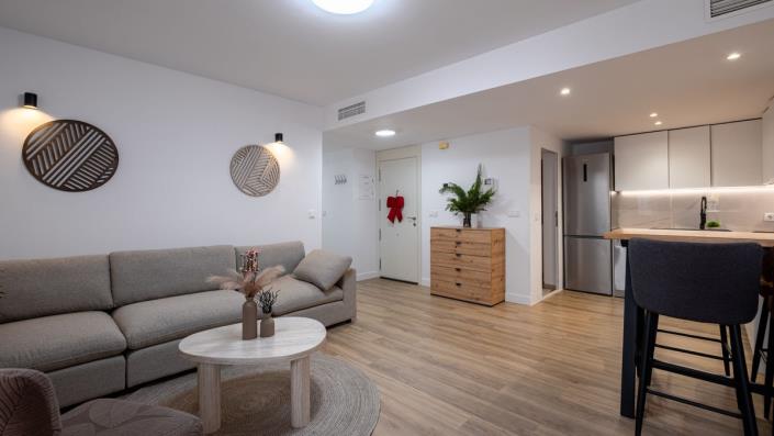 Image No.1-3 Bed Apartment for sale