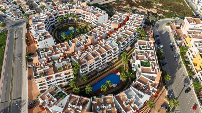 Image No.39-3 Bed Apartment for sale