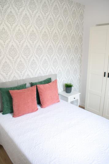 Image No.20-3 Bed Townhouse for sale