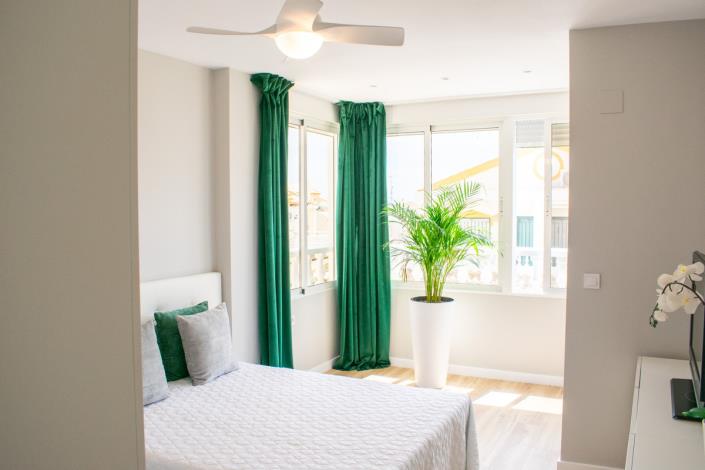 Image No.21-3 Bed Townhouse for sale