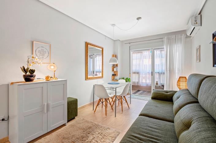 Image No.4-2 Bed Apartment for sale