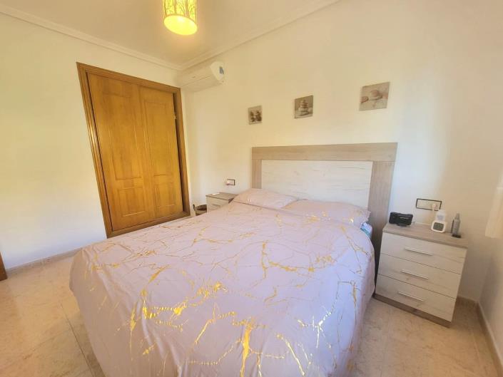 Image No.14-3 Bed Townhouse for sale