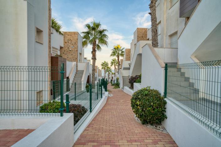 Image No.12-2 Bed Apartment for sale