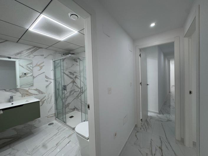 Image No.19-Appartement de 2 chambres à vendre à Torrevieja