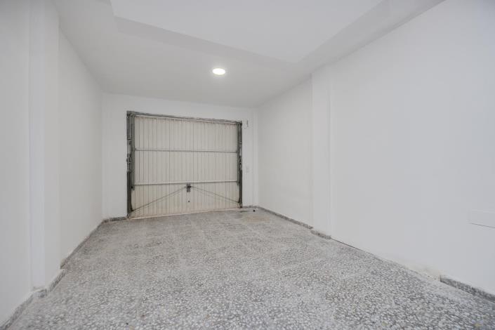 Image No.14-4 Bed Villa / Detached for sale