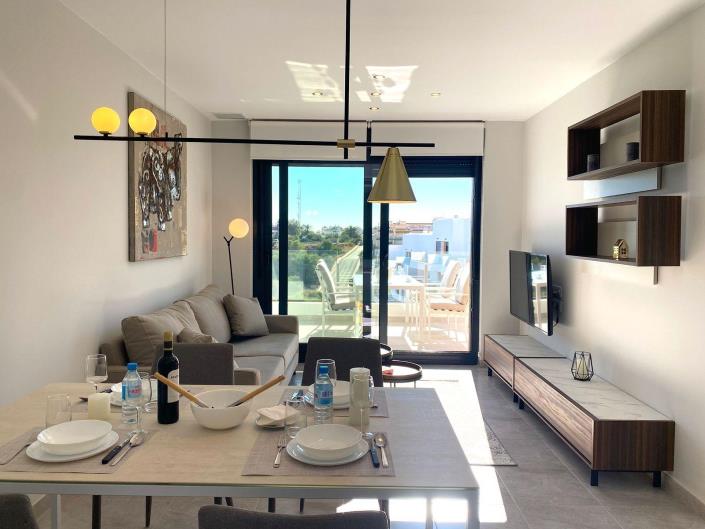 Image No.2-Appartement de 2 chambres à vendre à Las Filipinas