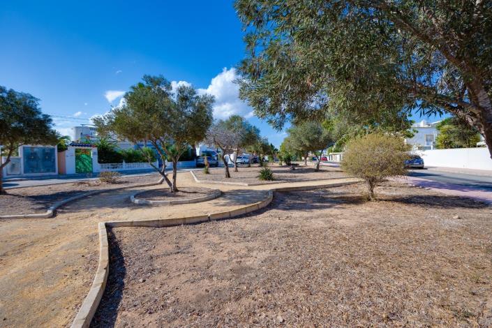 Image No.32-3 Bed Bungalow for sale