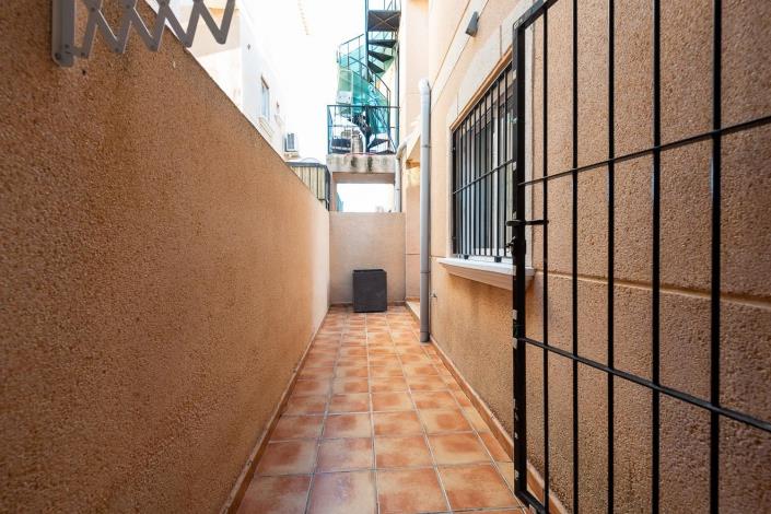 Image No.6-2 Bed Bungalow for sale