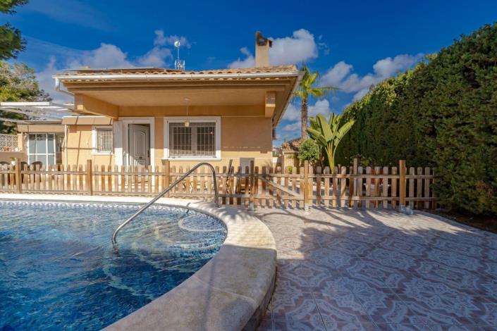 Image No.48-Villa / Détaché de 3 chambres à vendre à Torrevieja