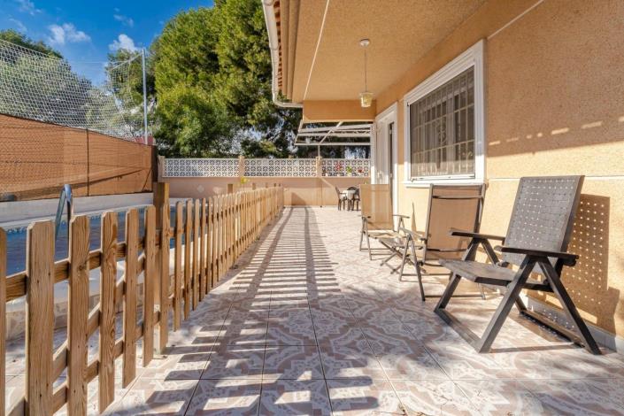 Image No.50-Villa / Détaché de 3 chambres à vendre à Torrevieja