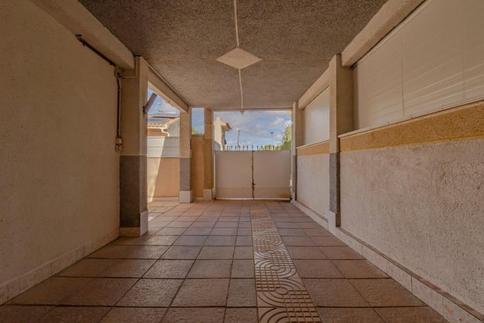 Image No.54-Villa / Détaché de 3 chambres à vendre à Torrevieja