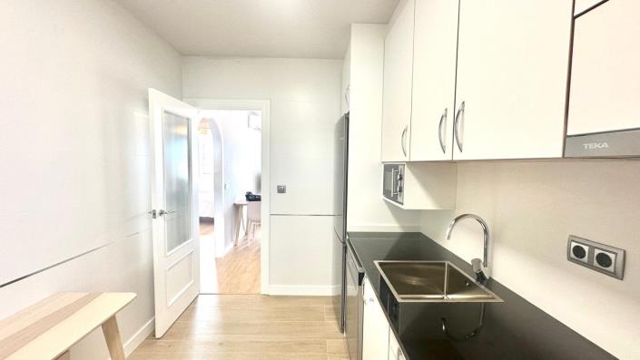 Image No.12-2 Bed Apartment for sale