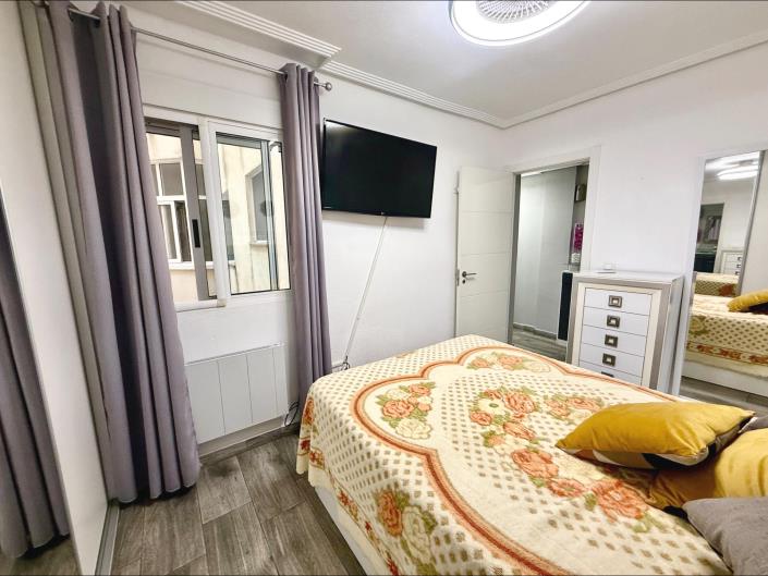 Image No.21-2 Bed Apartment for sale