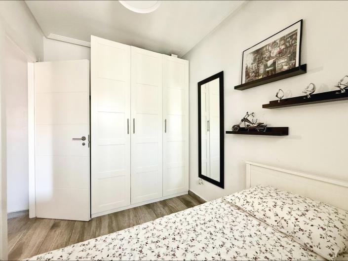 Image No.24-2 Bed Apartment for sale