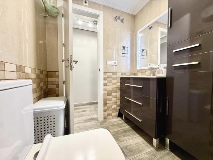 Image No.27-2 Bed Apartment for sale