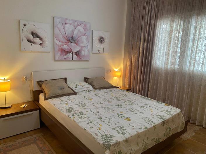 Image No.26-2 Bed Townhouse for sale