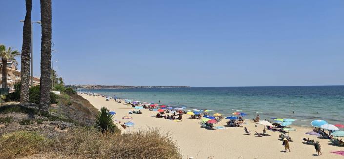 Image No.37-2 Bed Townhouse for sale