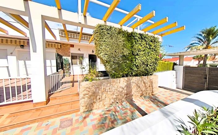 Image No.54-2 Bed Townhouse for sale